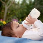 Philips AVENT  Natural Response cumisüveg 330 ml, 3hó+