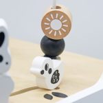 MONI fa járássegítő kocka